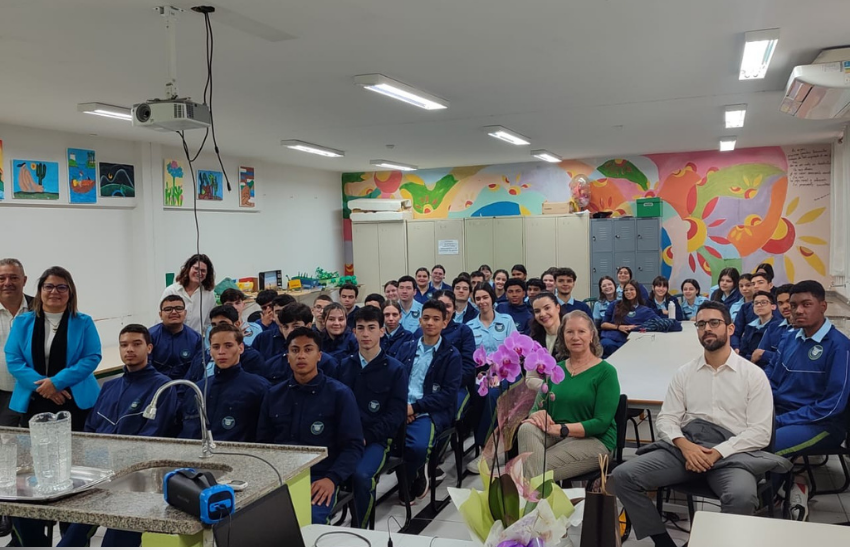 TJPR participa de ação do Projeto Geração Atitude em Umuarama